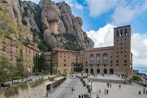 El Diumenge A Montserrat Mar Abadia De Montserrat