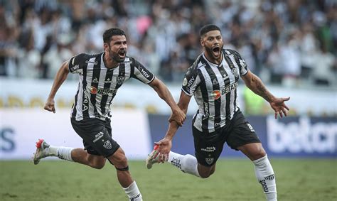 Galo Vence Flu E Dá Novo Passo Para O Título Notibras