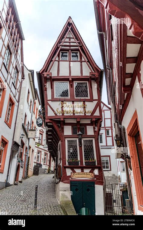 Bernkastel Kues Germany 1st Dec 2023 Christmas Market And Town