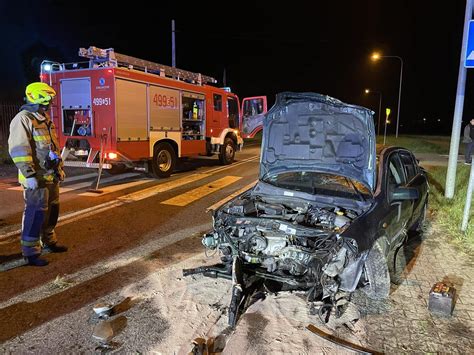 Wypadek na drodze wojewódzkiej numer 483 w Bogumiłowicach Pijany 22