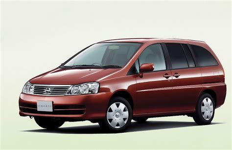 Nissan Liberty — цена, фото, характеристики