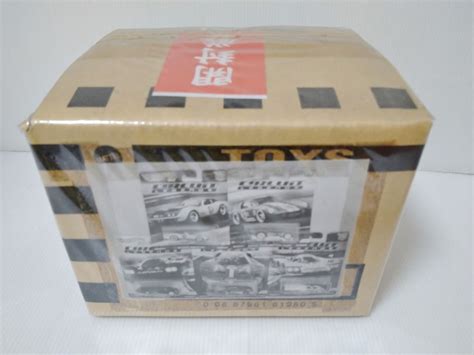 Hotwheels Hot Wheels Car Culture 2018 Circuit Legends Shelby Cobra Daytona Coupe Copo Corvette