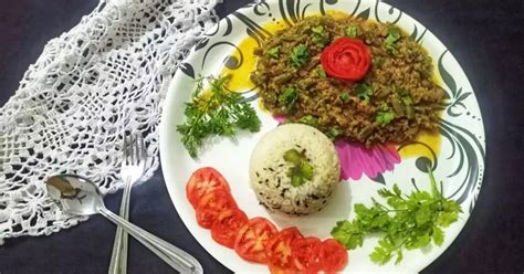 French Beans Curry Recipe By Daxa Parmar Cookpad