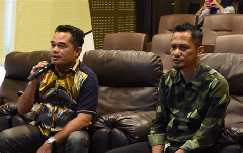 Ketua Dprd Kaltim Hasanuddin Masud Dan Nidya Listiyono Hadiri Rapat