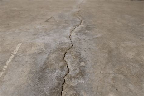 Crack In Concrete Floor Slab Flooring Guide By Cinvex