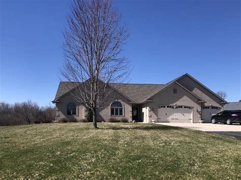 W9282 Hunters Rd Hortonville Wi 54944 Mls 1834299