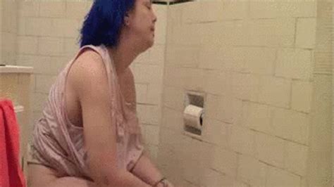 Punk Girl On Home Toilet Piss Play With Rumpus Parable