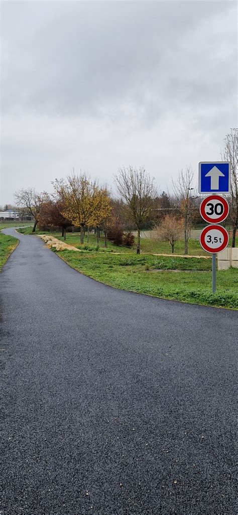 Mise En Service De La Route De La Jardinerie Amalia Savign