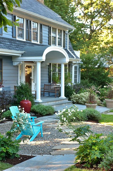 Tour A Front Yard Garden With The Wow Factor At A Dutch Colonial Home