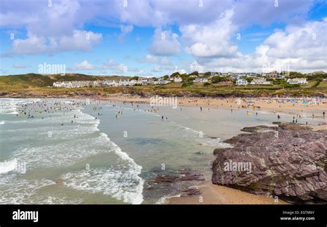 Polzeath beach hi-res stock photography and images - Alamy