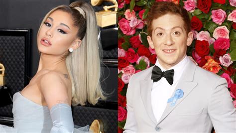 Ariana Grandes Boyfriend Ethan Slater Files For Divorce From Wife