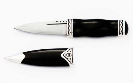 Horn Damascus Steel Sgian Dubh The Real Sgian Dubh Company