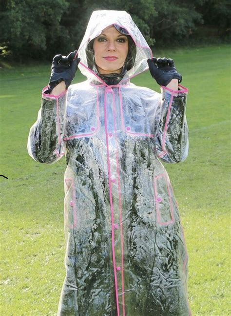 Pin Von Redactedrfpptfq Auf Clear PVC Rainwear Regenmantel