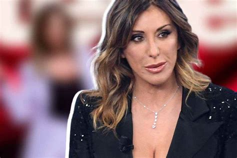 Sabrina Salerno Il Suo Patrimonio Da Capogiro Quanto Guadagna La