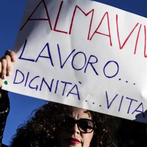 Almaviva La Regione Propone L Impiego Di 130 Lavoratori Nel Numero