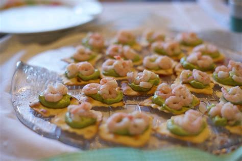 Crostini Con Avocado E Gamberetti Montagne Di Sapori