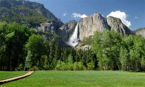 Yosemite Falls Wyoming - AllTrips