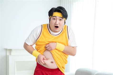 단단한 뱃살 빼려면 멀리해야 하는 두 가지 당신의 건강가이드 헬스조선