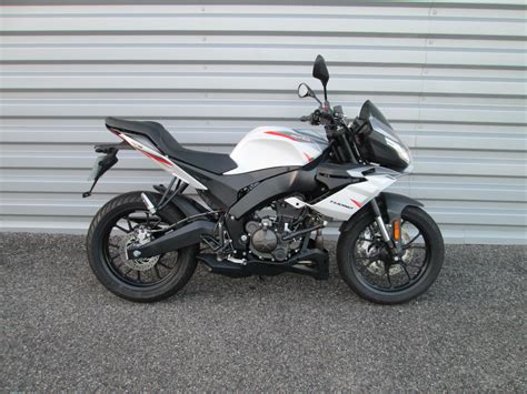 Aprilia Tuono Abs Cm Moto Roadster Km Blanc