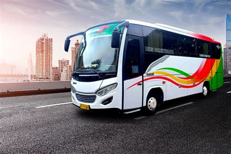 Sewa Bus Medium 33 Seat Terbaru 2021