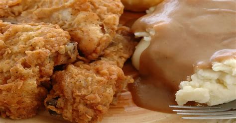 Is Fried Chicken Keto Friendly? 2 Fried Chicken Recipe Allowed on Keto.