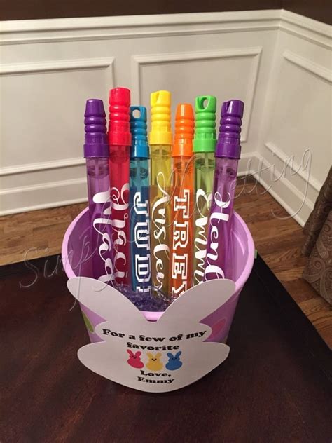 PERSONALIZED BUBBLE WANDS Party Favors by SimplySilhouetting