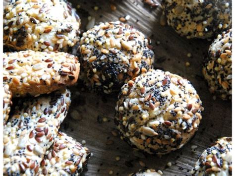 Biscuits au tahini amande et graines Recette par Crème de Sucre