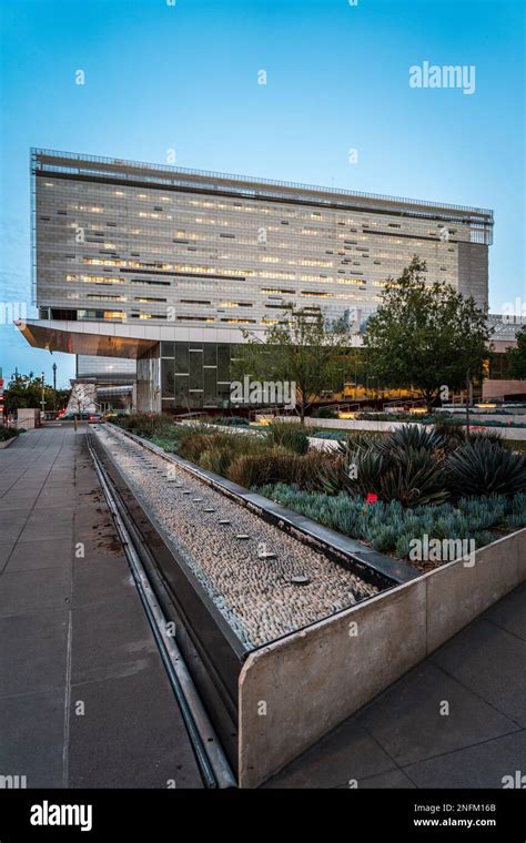 A vertical shot of facade of Caltrans district 7 in Los Angeles, CA ...