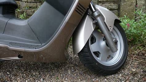 Suzuki An Burgman Super Scooter