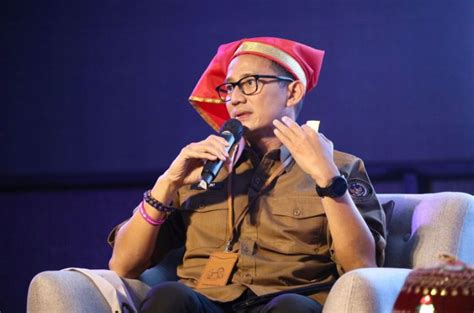 Minta Desa Wisata Berbenah Sandiaga Uno Agar Mandiri Dan Berdaya