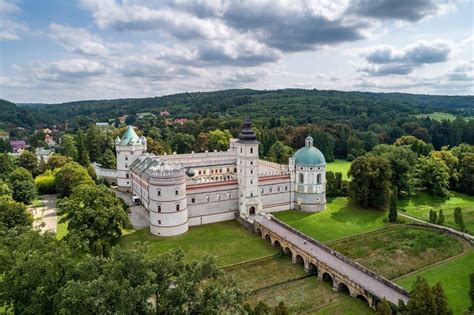 Zamek W Krasiczynie Zwiedzanie Godziny Otwarcia Ceny Biletów