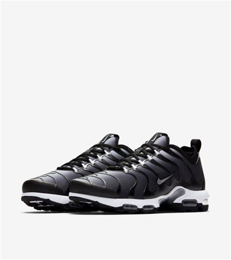 Nike Air Max Plus Tn Ultra Black Wolf Grey