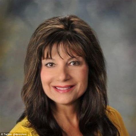 New Bill Clinton Sex Assault Accuser Leslie Millwee Comes Forward Daily Mail Online