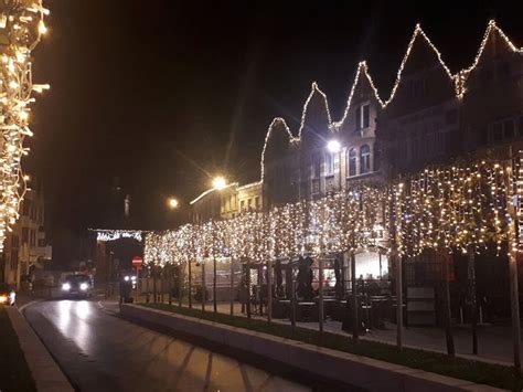 Half Miljoen Kerstlichtjes Doen Roeselare Stralen Zo Feeëriek Mooi Is