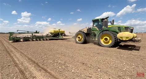 Bigtractorpower Planting 12000 Acres Of Corn With John Deere