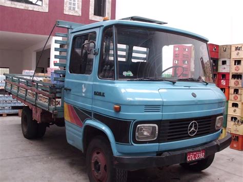 Caminhao mercedes 608 carroceria