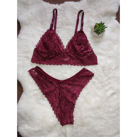 Conjunto Lingerie De Renda Sutiã Regulagem Sem Bojo Top e Calcinha