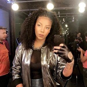 Ludmilla aparece novo visual e surpreende fãs Novos visuais Fãs