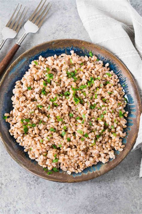 How To Cook Farro Tips Recipe Delicious Meets Healthy