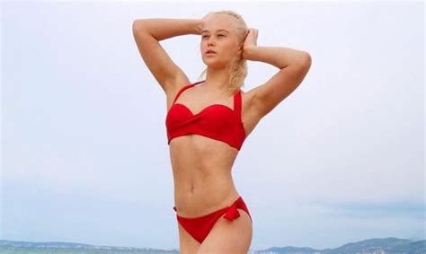 Sexy Angelina Melnikova Bikini Pics