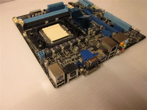 Материнская плата Asus M4A88T-M