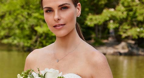 Bijoux pour le jour du mariage les meilleures façons déconomiser de