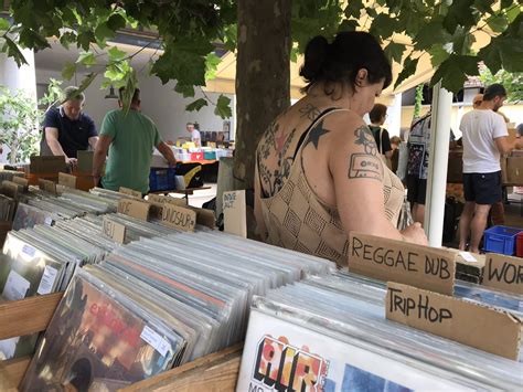 Voisinage Bourse Aux Disques En Plein Air Fribourg En Brisgau