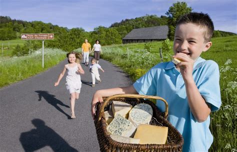 La route des fromages d Auvergne pour des vacances très nature