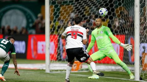 Pendurados De S O Paulo E Palmeiras Antes Do Choque Rei