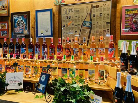 Florida Orange Groves Winery: 50+ Tropical Fruit Wines