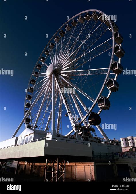 Brighton Wheel Giant Ferris Wheel The Brighton Eye On The Beach