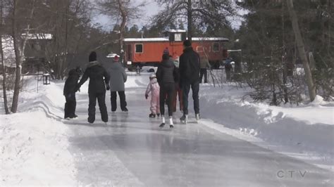 Simcoe County Families Enjoy Provincial Holiday