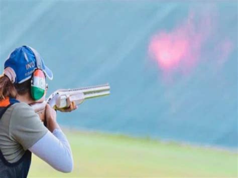 Issf World Cup India Win Gold Medal In Womens Trap Team Event Issf