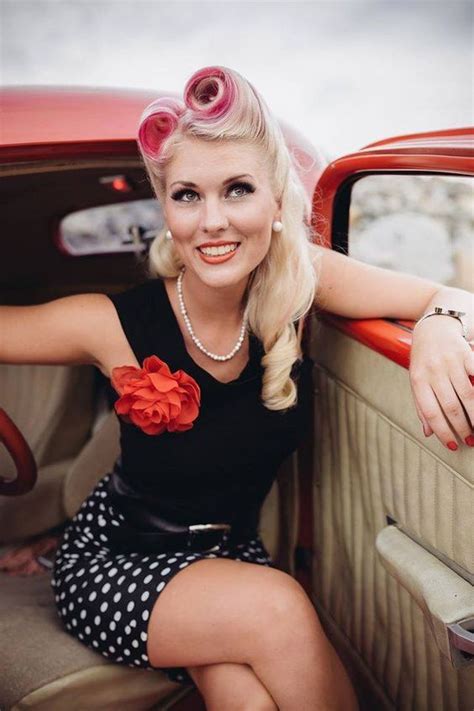 Pin Up Rockabilly Hairstyle Trendy Pins